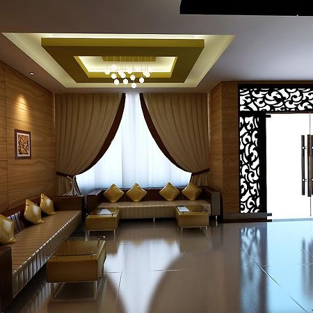 Fal Hotel L.L.C Dubai Esterno foto