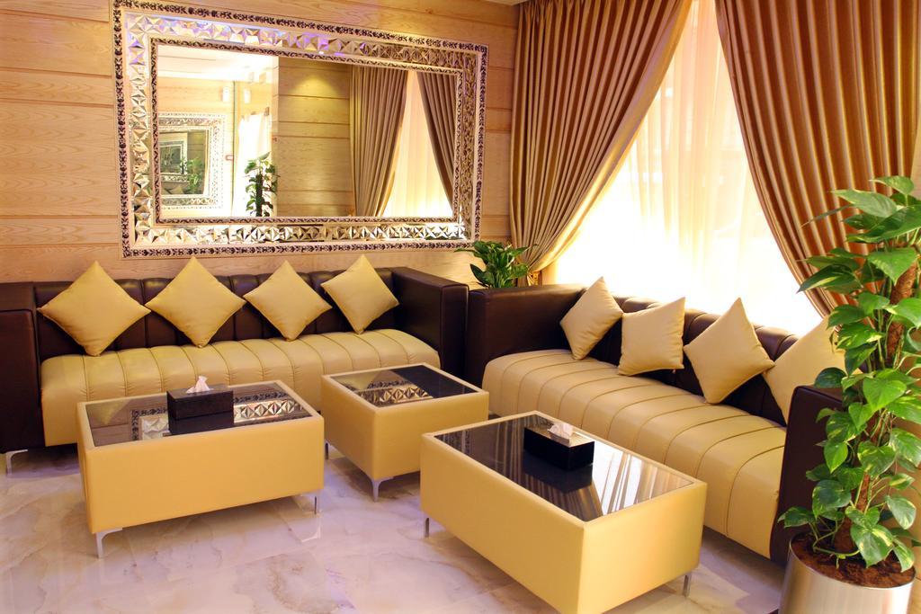 Fal Hotel L.L.C Dubai Esterno foto